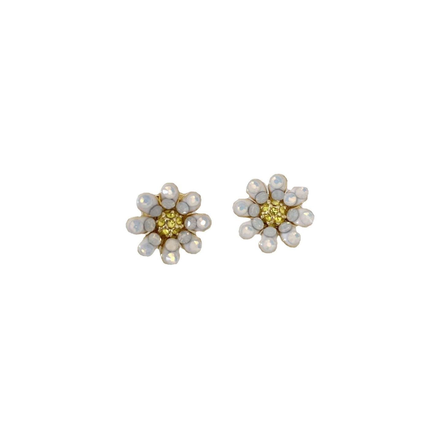 Cute Elegant Daisy Flower Earring Women Fashion Ears Jewelry Accessories Copper Gold Plated